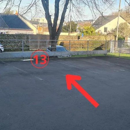 La Jol'nantaise - Proche Tram Ligne 2 & 3 Et Bus