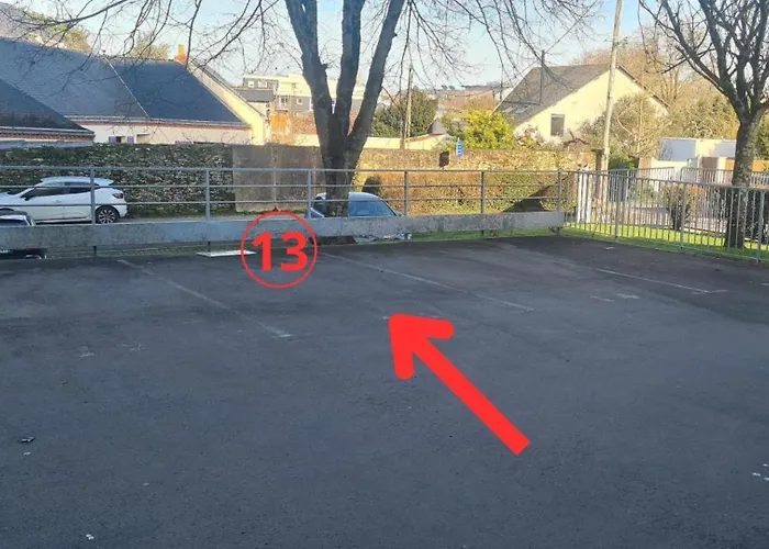 La Jol'nantaise - Proche Tram Ligne 2 & 3 Et Bus